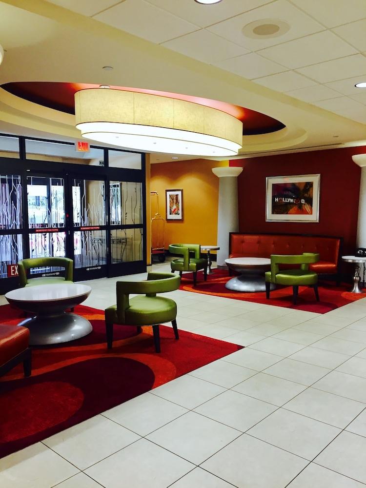 Hilton Garden Inn Los Angeles / Hollywood Dış mekan fotoğraf