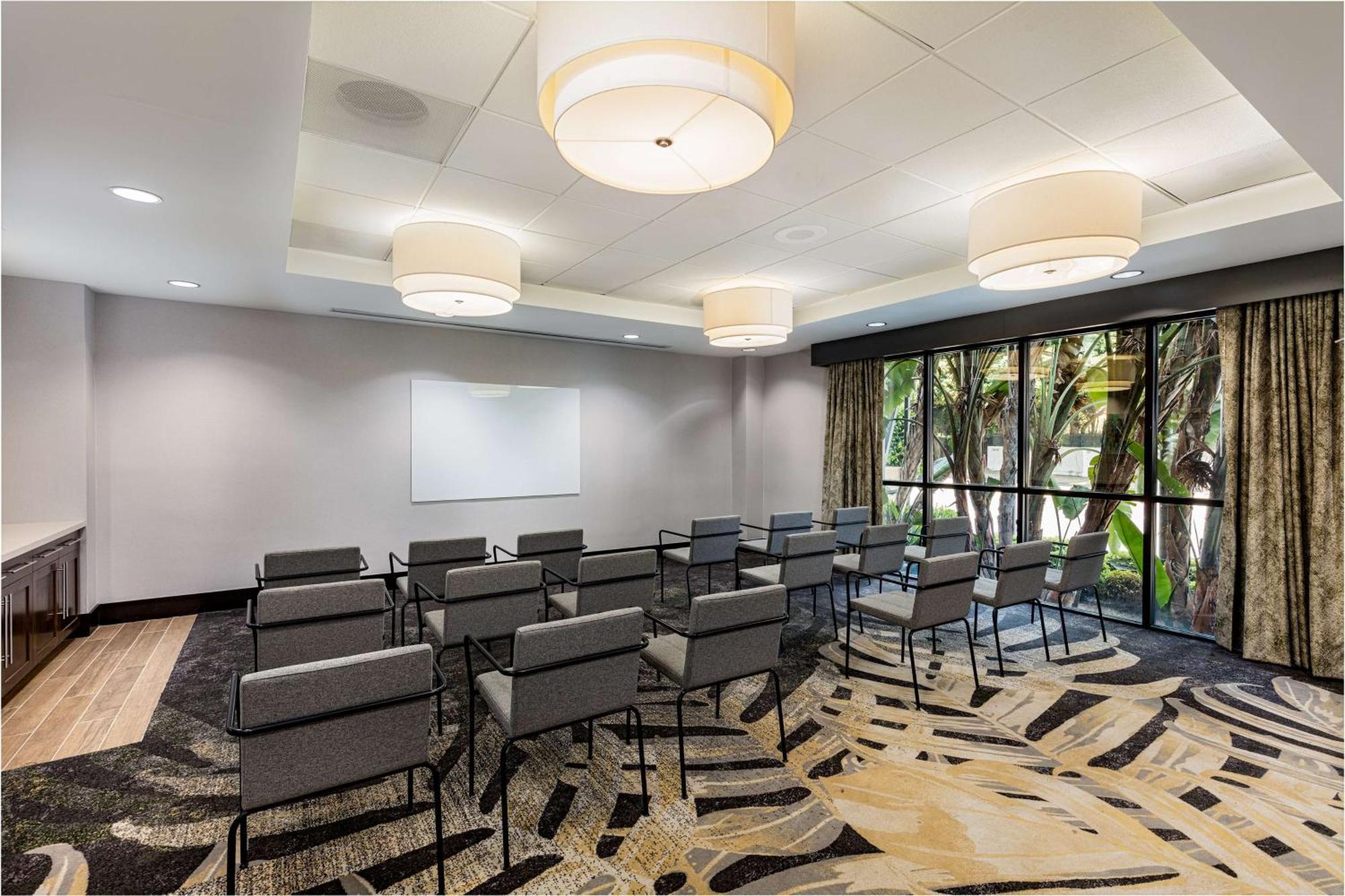 Hilton Garden Inn Los Angeles / Hollywood Dış mekan fotoğraf