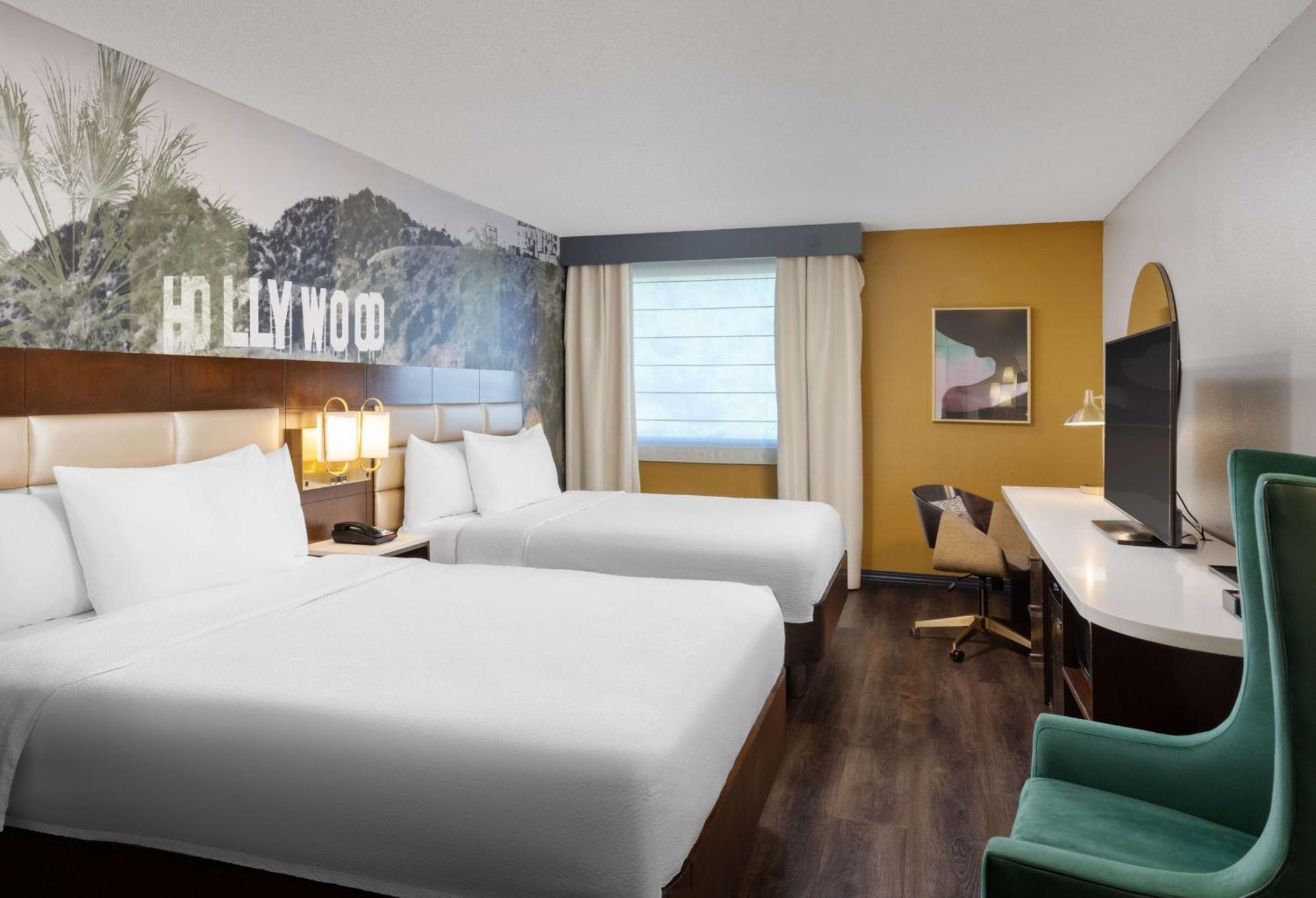 Hilton Garden Inn Los Angeles / Hollywood Dış mekan fotoğraf