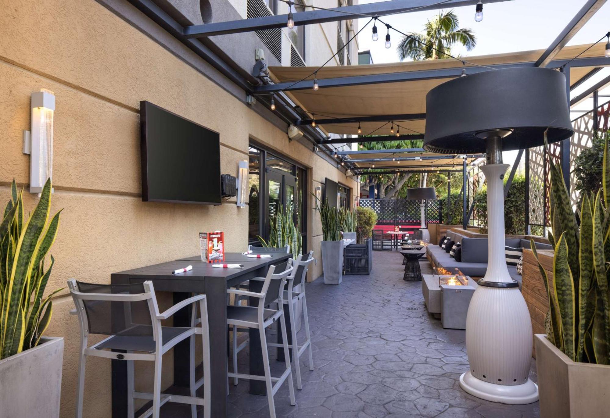 Hilton Garden Inn Los Angeles / Hollywood Dış mekan fotoğraf