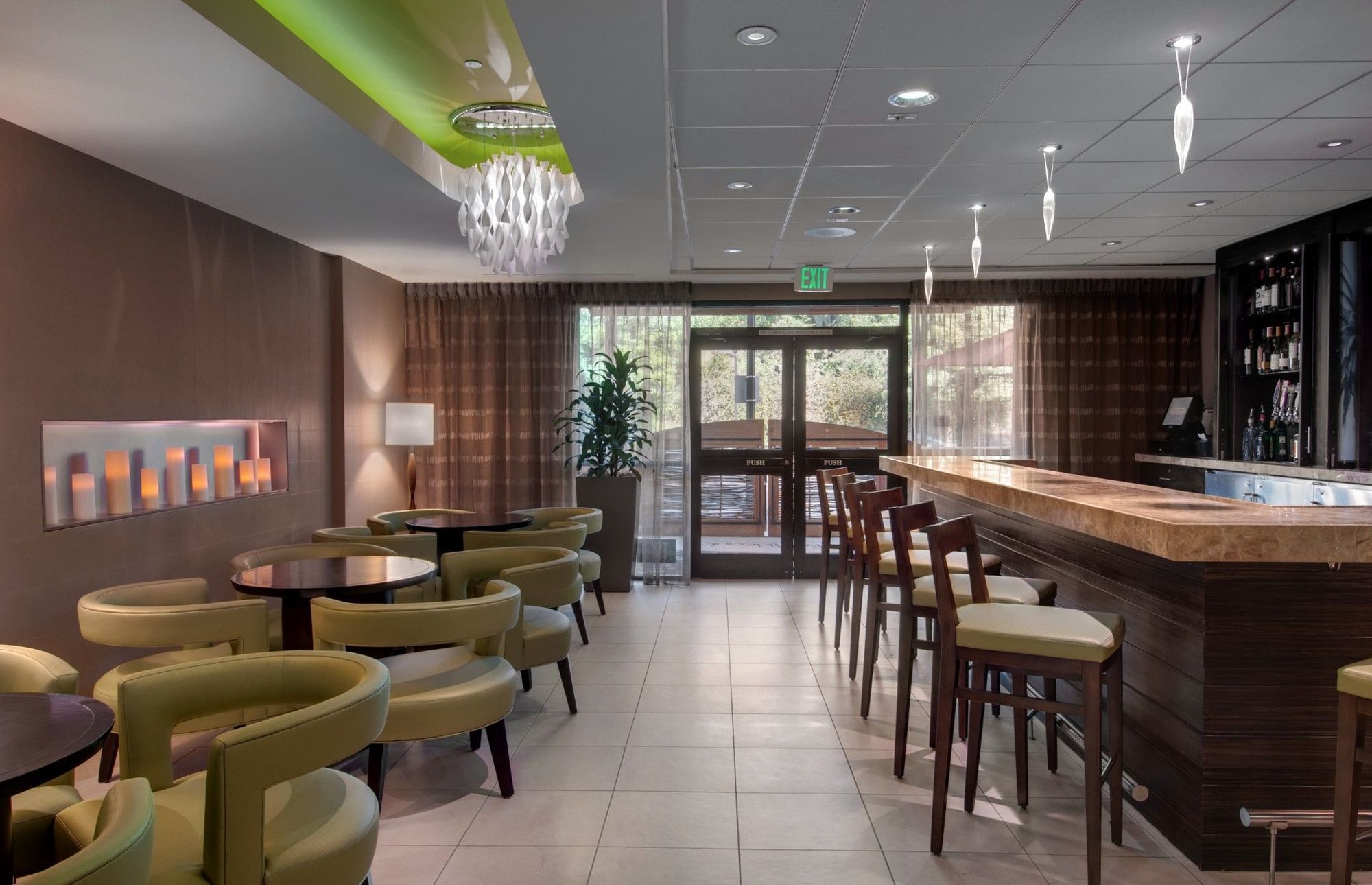 Hilton Garden Inn Los Angeles / Hollywood Restoran fotoğraf