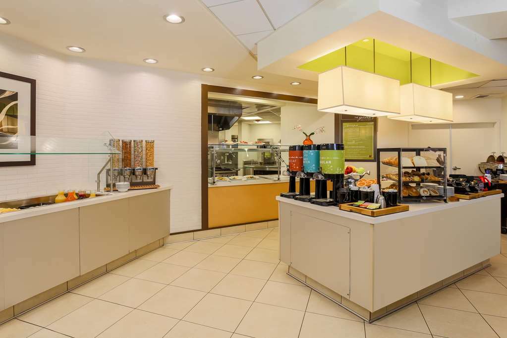 Hilton Garden Inn Los Angeles / Hollywood Restoran fotoğraf