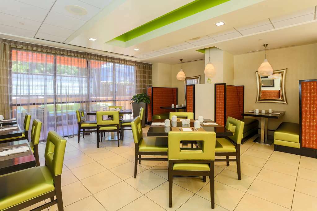Hilton Garden Inn Los Angeles / Hollywood Restoran fotoğraf